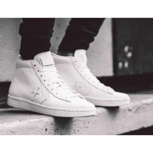 converse pro model mid